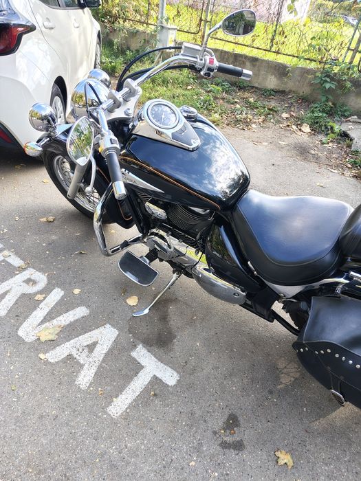 Suzuki Intruder VL800