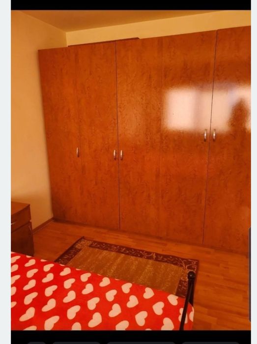 Inchiriez apartament doua camere