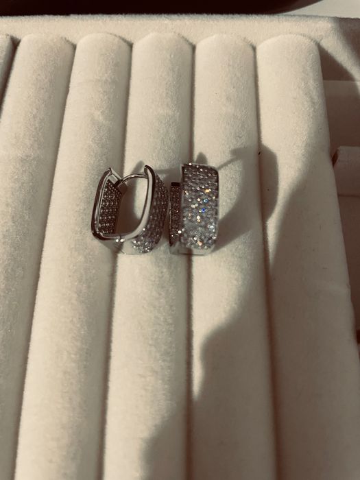 Дамски обеци с кристали