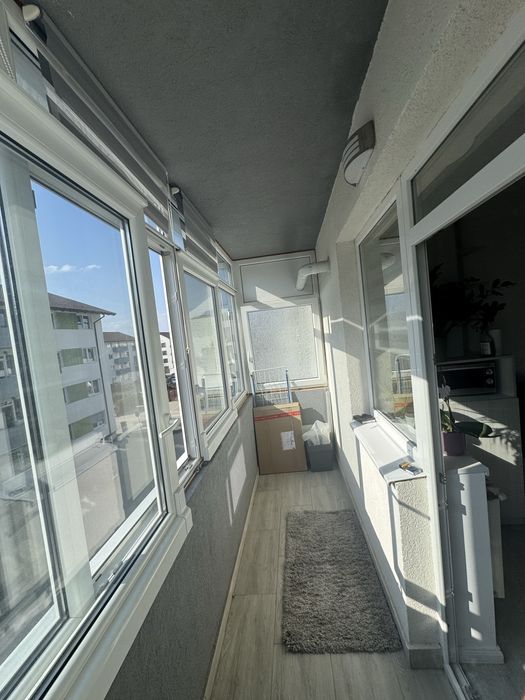 Proprietar, Vand apartament 2 camere,parcare inclusa , gata de mutare