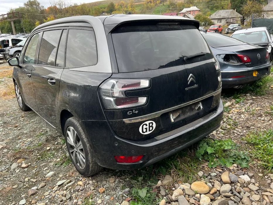 Dezmembrez / Dezmembrari / Piese Citroen c4 grande picaso 2014