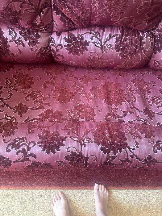 Диван с двумя креслами за 50000