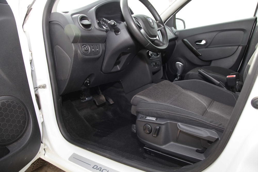 Sistem adaptare scaune de VW Passat B8 pe Logan Duster Sandero