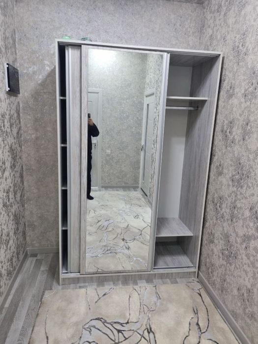 1 xonali yangi novostroykadan dom sotiladi