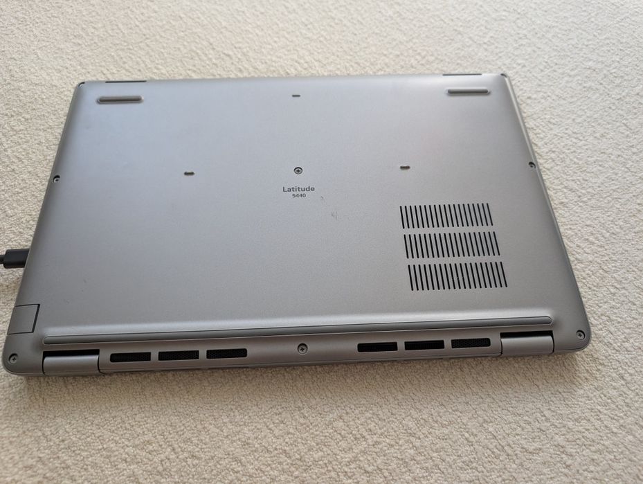 Dell Latitude 3440 – i5 Gen 13 / 16GB RAM / NVMe / Fingerprint / Windows 11 Pro / Garanție 1 an