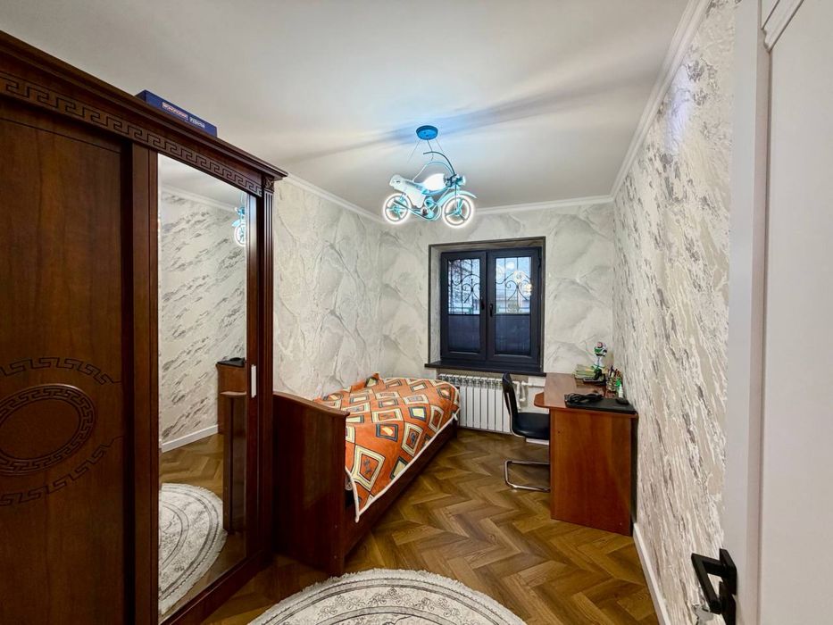 Электроаппарат,Рисовый.С мебелью и техникой.