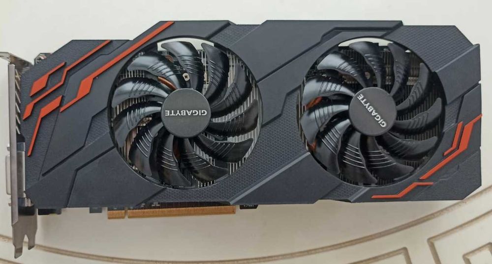 GIGABYTE GTX 1070 Ti WindForce 2X
