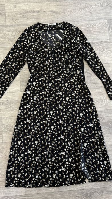 Платья женские р.42-44