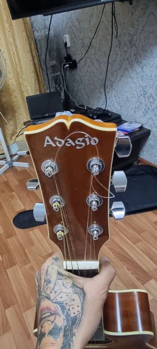 Гитара акустическая новая