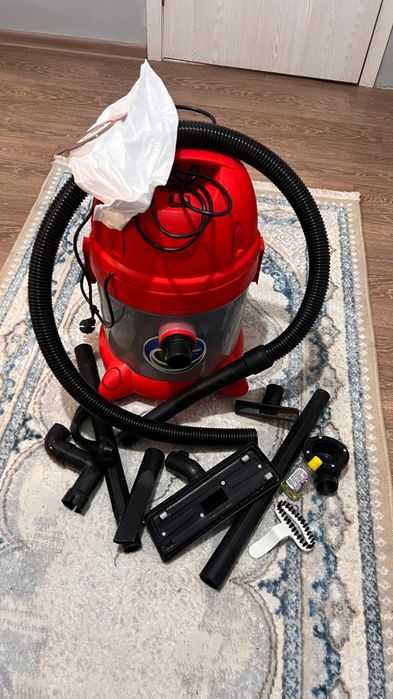 Продам Пылесос в хорошем состоянии