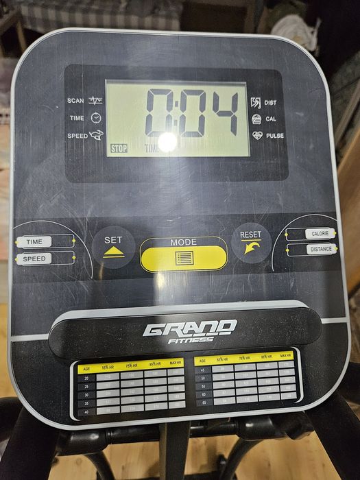 Срочно продаётся велотренажёр элипс в идеальном состоянии