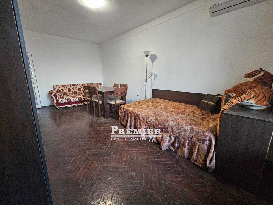 Продава се Тристаен апартамент в Бургас, Акациите - 71 кв.м за 2575 €/кв.м - Снимка #17