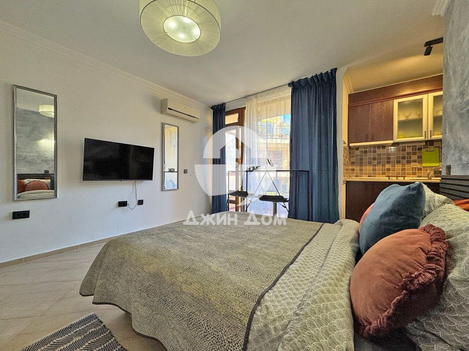 Продава се Едностаен апартамент в Свети Влас - 33 кв.м за 1713 €/кв.м - Снимка #2