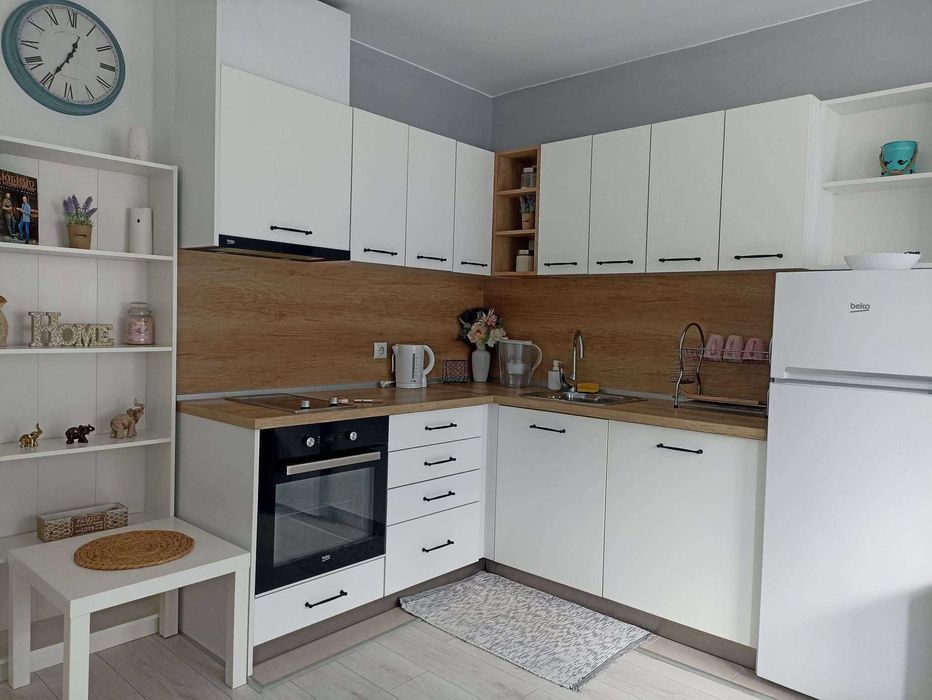 Дава се под наем Двустаен апартамент в Бургас, Сарафово - 60 кв.м за 408 € - Снимка #1