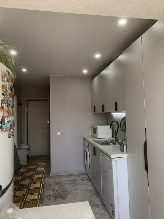 Продается своя 1 комнатная кв чиланзар 4 квартал 4 этаж