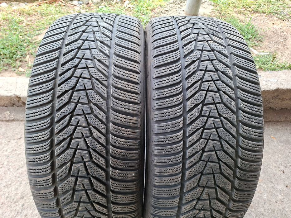 2 броя 275/45 R21 HANKOOK DOT24