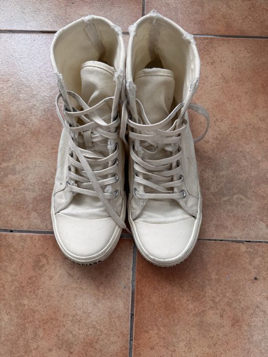 Converse Balenciaga Beige