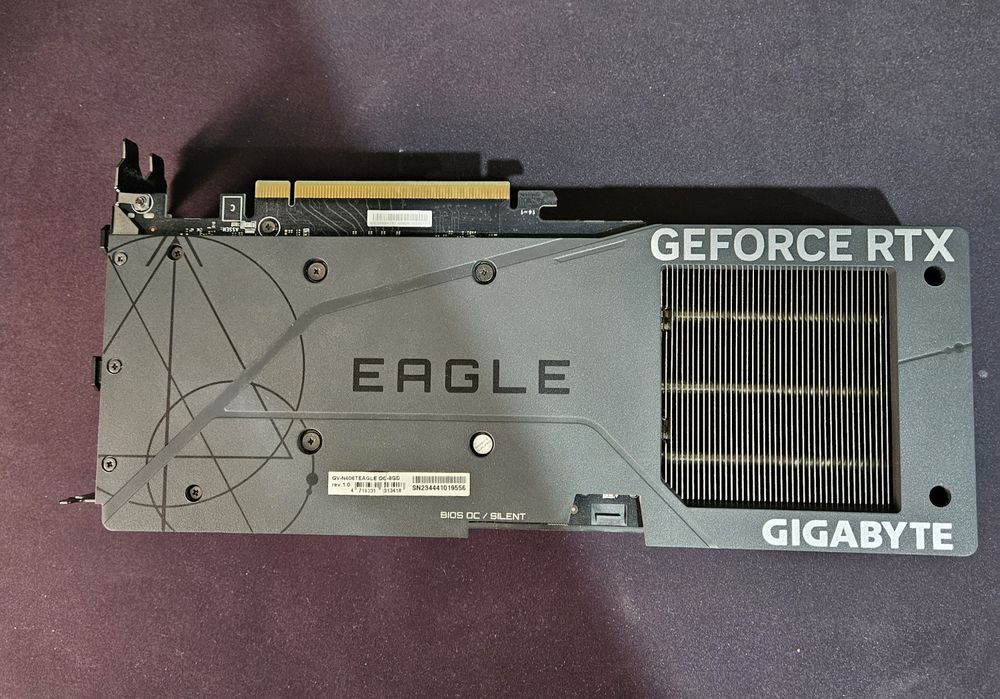 Видеокарта GIGABYTE GeForce RTX 4060 Ti Eagle OC