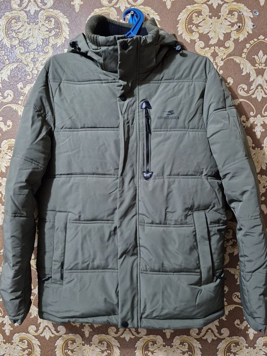 Продам зимнюю куртку