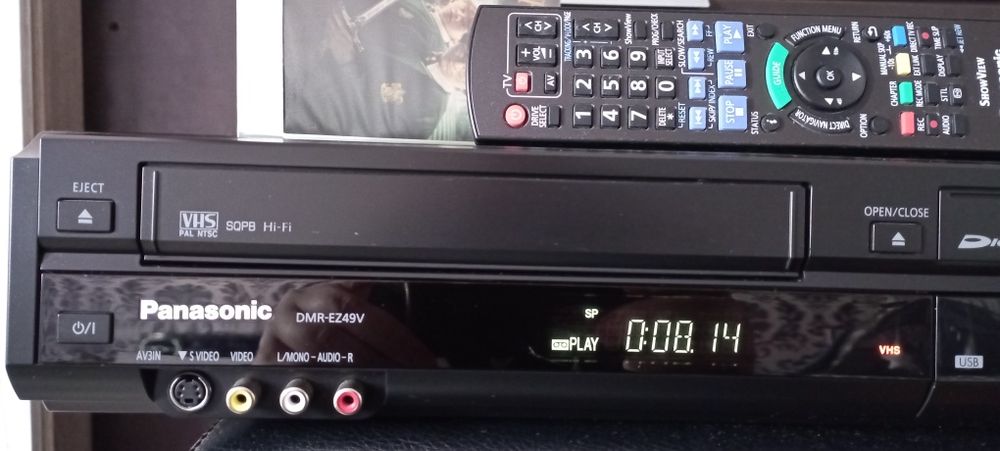 VHS-DVD Panasonic DMR-EZ49V