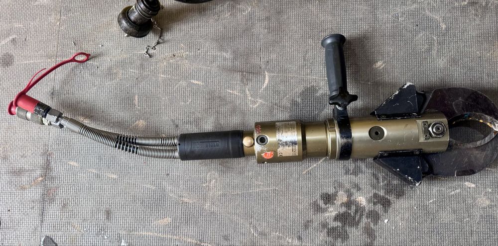 Cleste / foarfeca hidraulica descarcerare