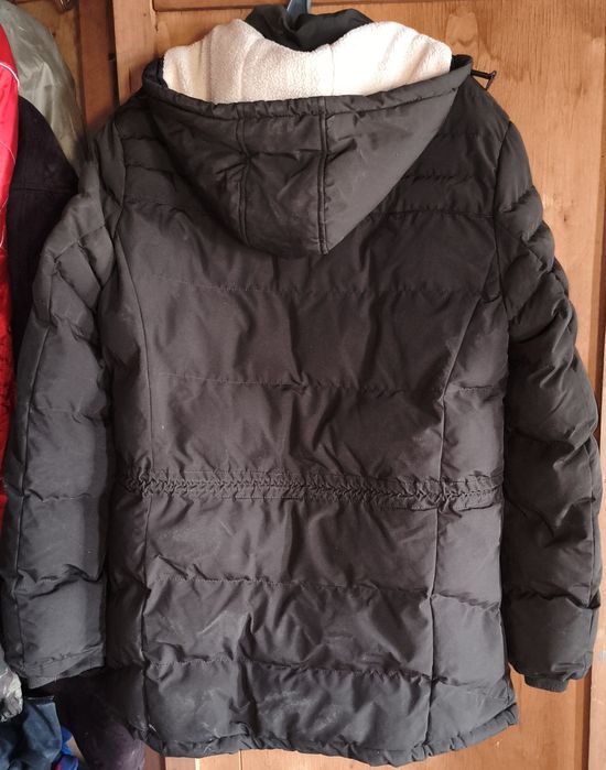Теплая зимняя куртка.