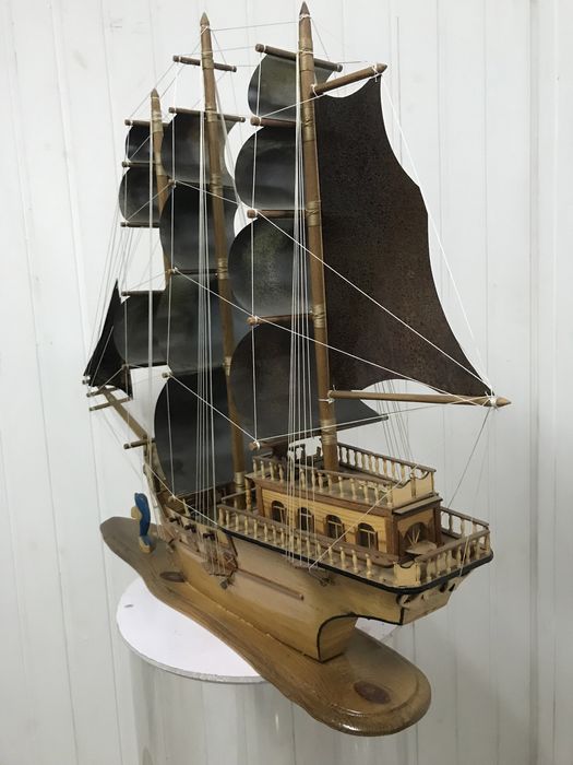 Корабль ручной работы
