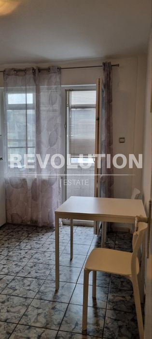 Дава се под наем Тристаен апартамент в Варна, Лятно кино Тракия - 70 кв.м за 450 € - Снимка #7