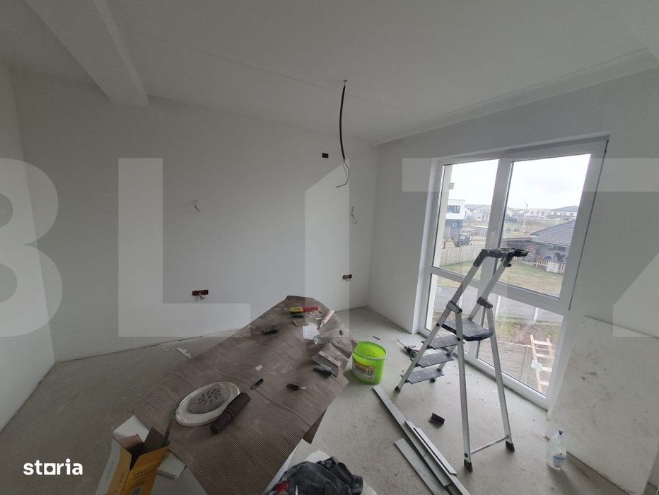 Duplex modern despartit prin bucatarie si camara