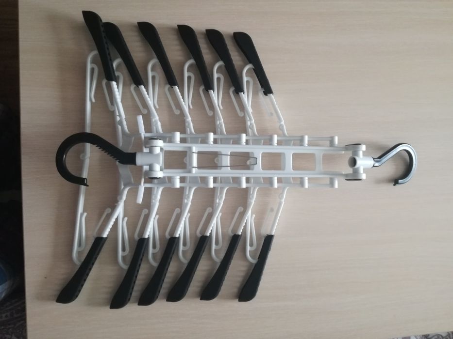 Нов Органайзер за Закачалки