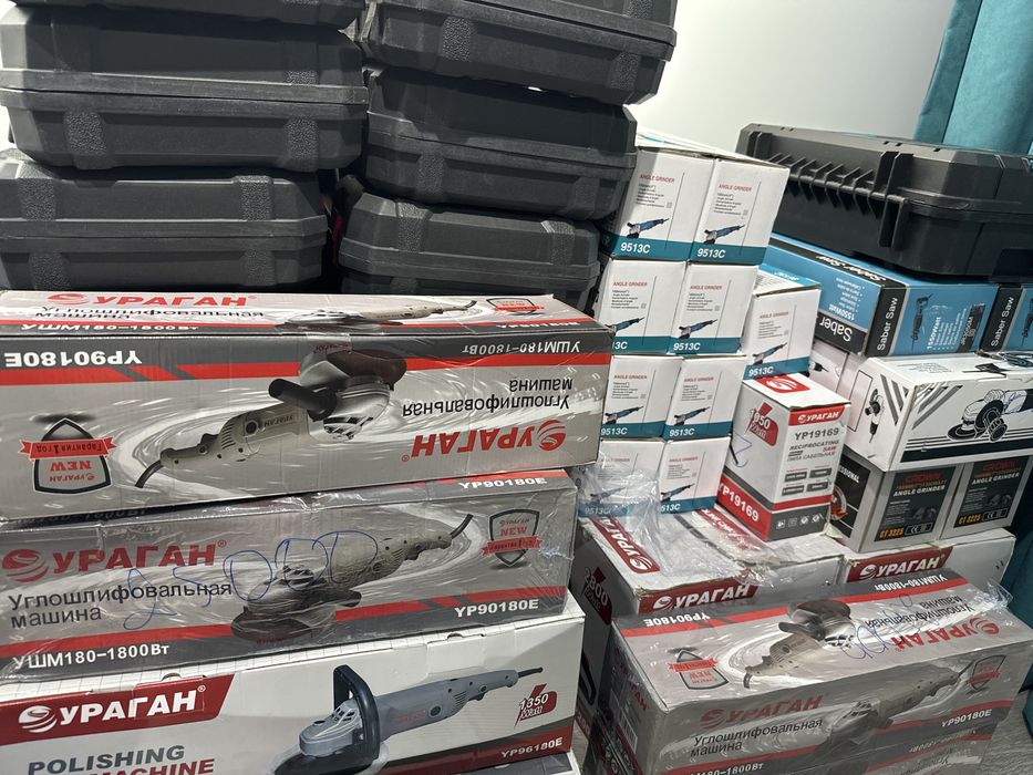 Пчелки, пила фирмы Devalt, Bosh, Ураган