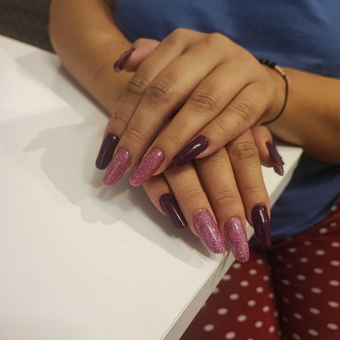 Unghii cu gel și semipermanenta