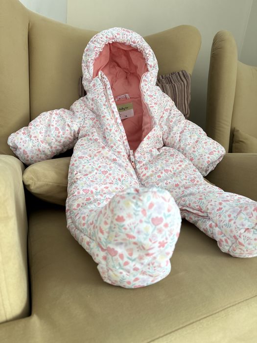 Продам комбинезон для девочкм