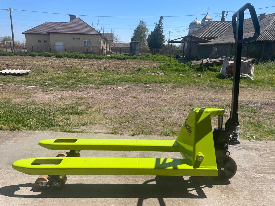 Vand transpalet manual PRAMAC sarcina maxima 2500kg