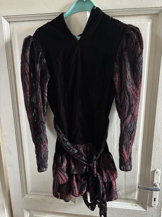 Продавам бална рокля