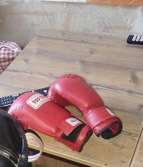 Детские боксёрские перчатки