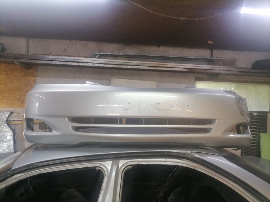 Продам бампер Камри 30