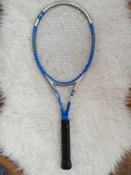 Хилки за тенис продавам