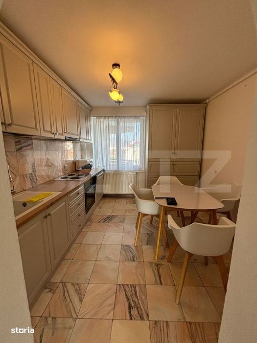Apartament Cu 3 Camere, Zona Ultracentrala