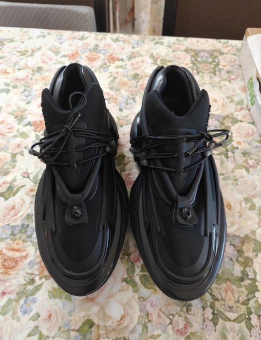 Adidasi Balmain Unicorn