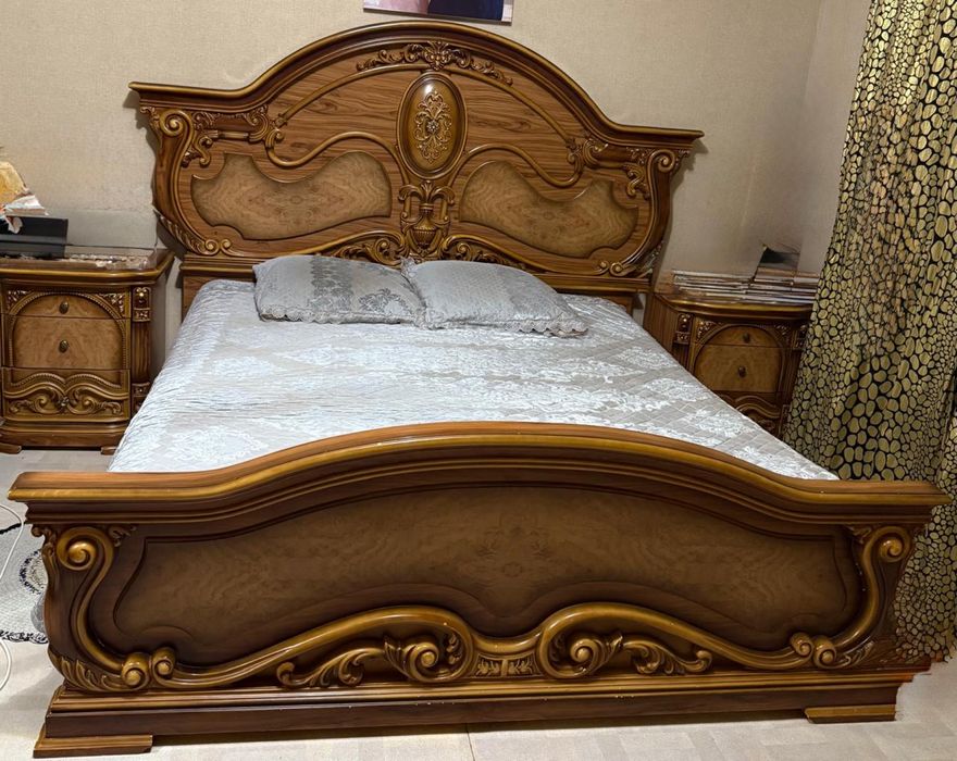 Спальный гарнитур