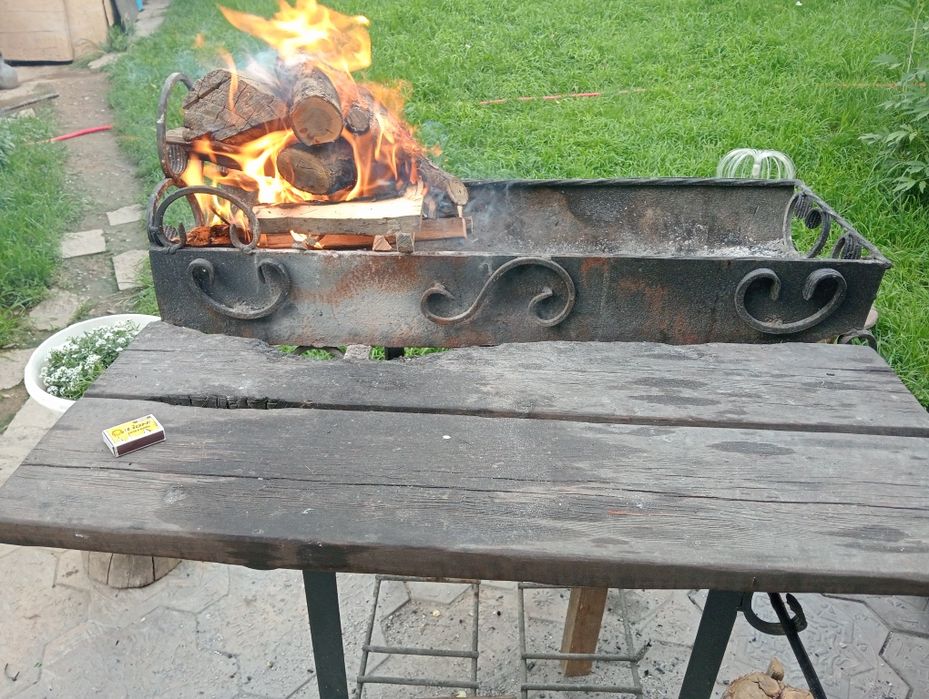 Мангал съемный со столом