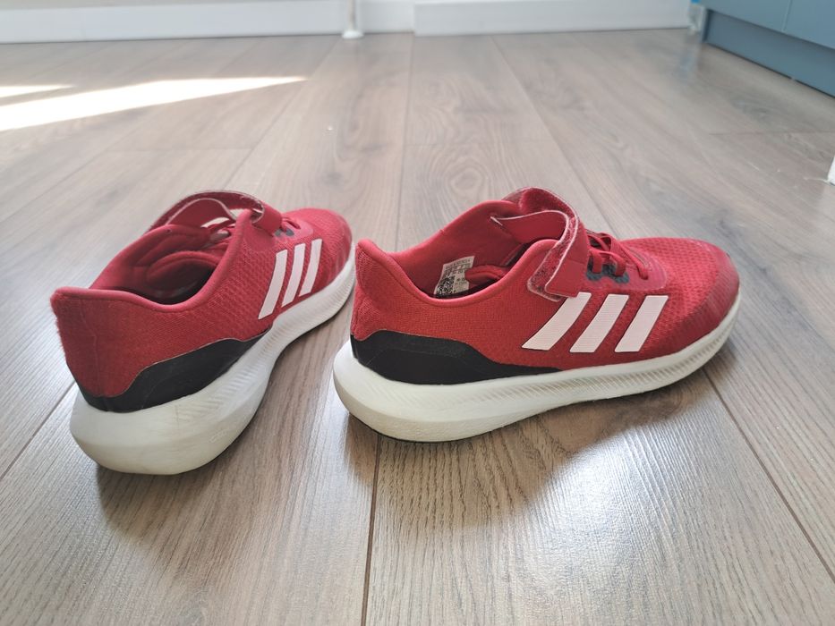 Кроссовки Adidas летние