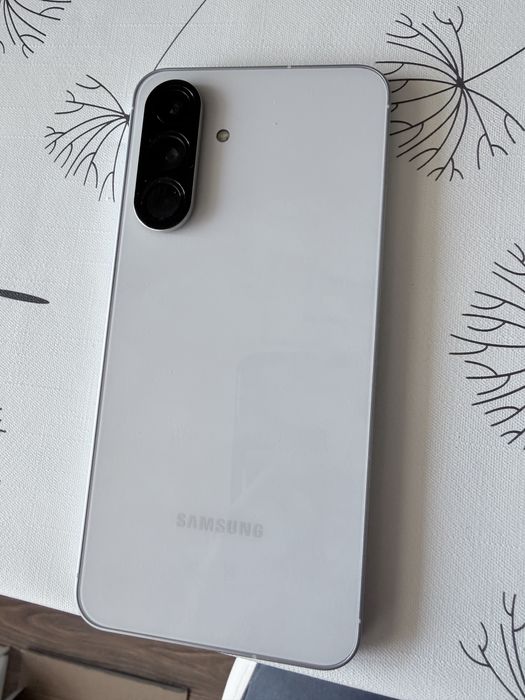 Samsung Galaxy A56 нов