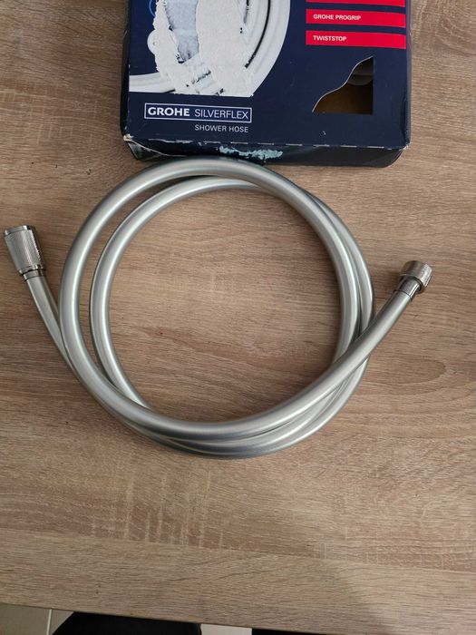 Furtun de dus Grohe Silverflex sau hansgrohe Techniflex