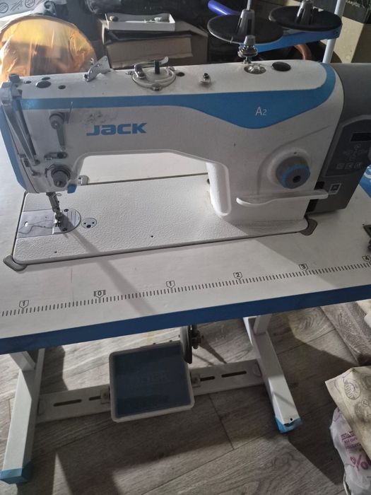 Швейная машинка Jack