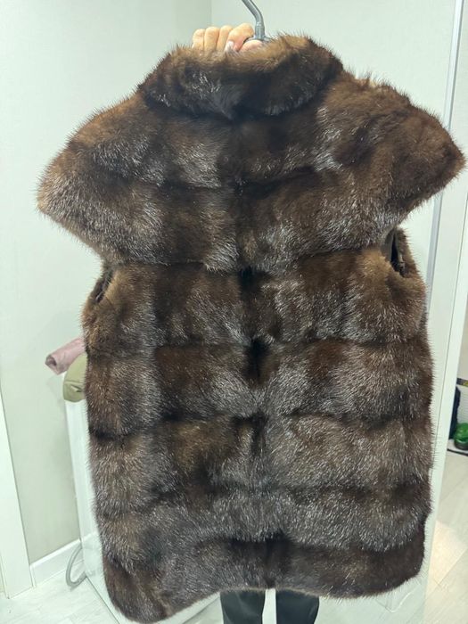 Продам верхнюю одежду