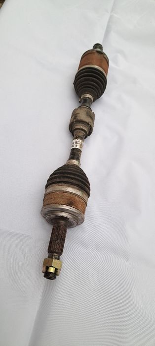 Привод камри 70 75 Америка, 2.5, левый,Б.у оригинал.