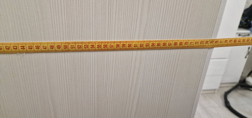 Продам шкаф угловой для спальни