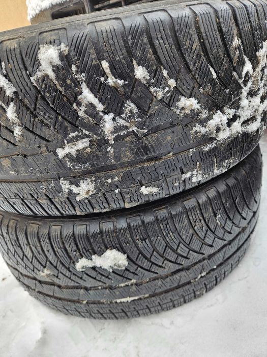Vand 245/50 R18 Pirelli si Michelin de iarna